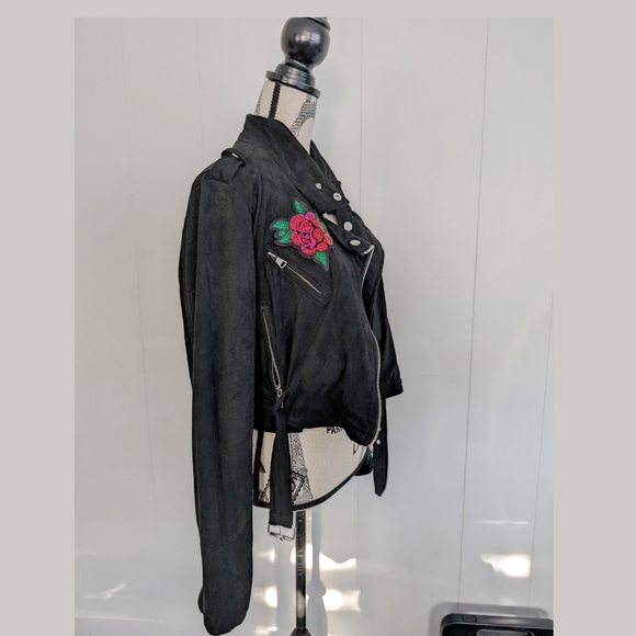 Hot Topic roses jacket - Picture 4 of 8